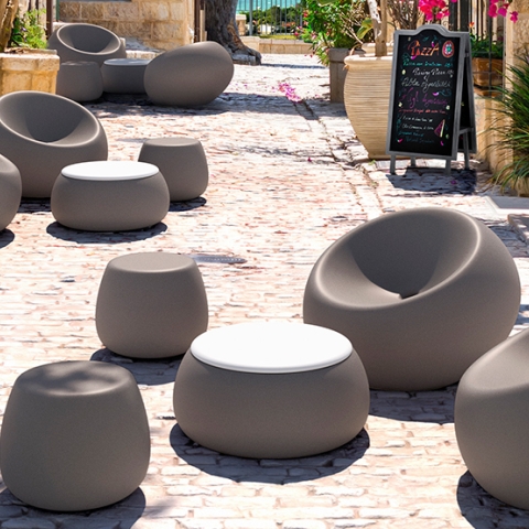 PLUST FOOTSTOOL BOOM BASSO DECOR